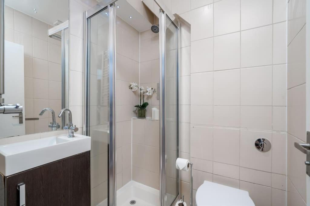Paddington Prime Tourist Entire 1 Bed Flat For 4 Apartment London Exterior photo